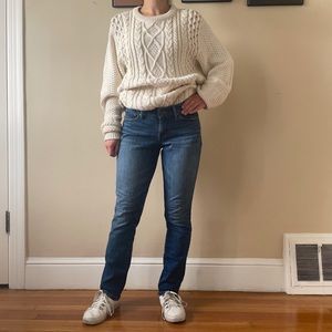 Levi’s straight leg jeans size 28